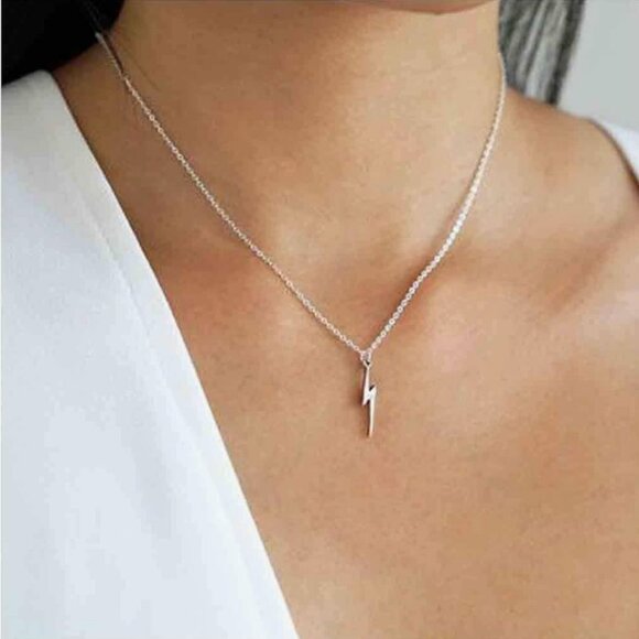 2/$25 🍒 Lightning BOLT Necklace - Picture 3 of 7